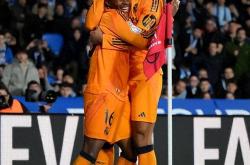 AYX-姆巴佩回归赛场，关键助攻首场状态亮眼，美国队观众沸腾！的简单介绍