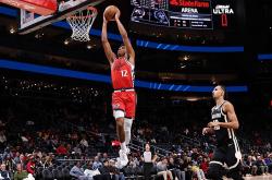 爱游戏-包含詹姆斯新星战术调整表现惊艳，快船未来可期！的词条