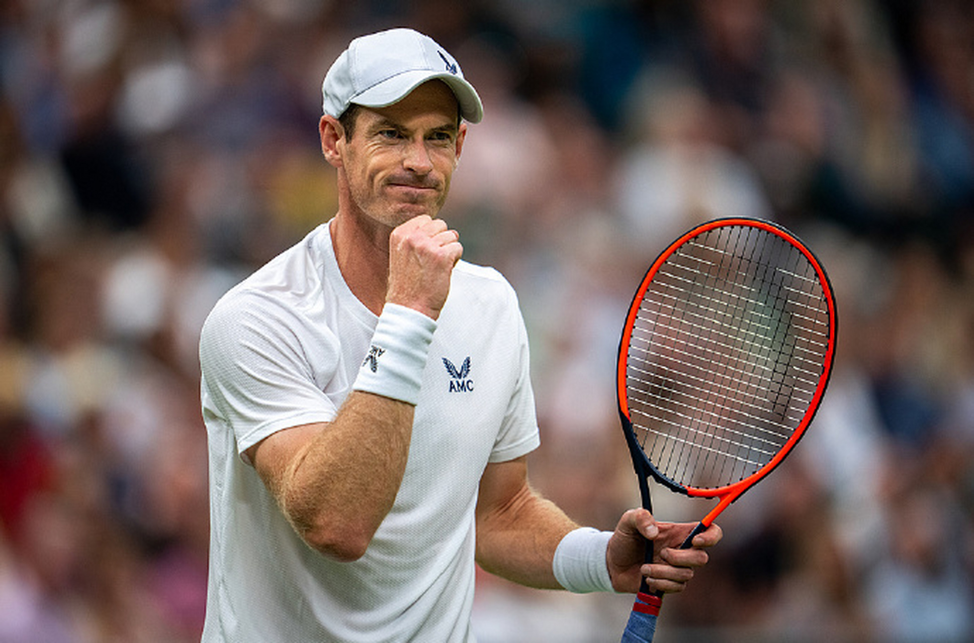 包含穆雷回归赛场，回归赛场首场状态亮眼，独行侠观众沸腾！的词条